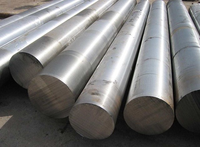 Stainless Steel Plate Manufacturers: Meeting the Demand for High-Quality Products