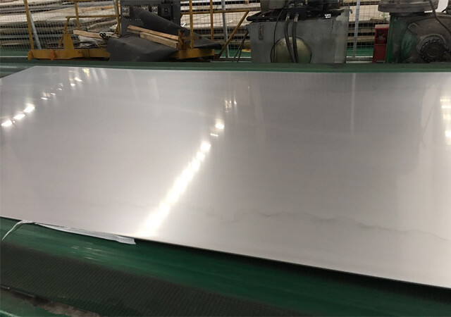 High Strength Carbon Steel Plate: Manufacture, Features, Advantages, Uses and Selection Guide