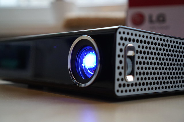 Wireless Projection Systems: The Evolution of WiFi Projectors